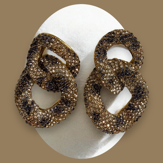 Roar earring