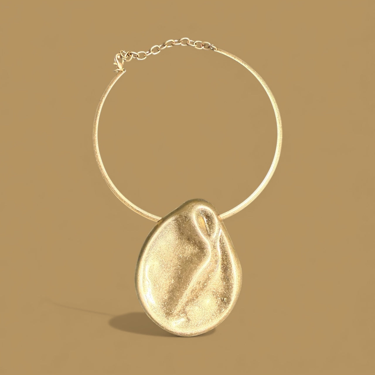 Imperfect necklace